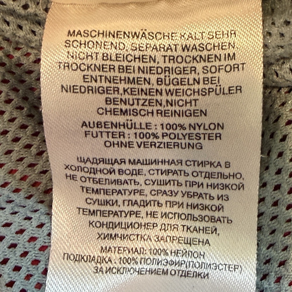 Columbia Swim Trunks Mens Red Omni Shade Cargo Shorts Fishing Hiking XL 42 Waist - Picture 8 of 9